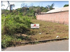 Terreno de 30x30, morros, asfalto