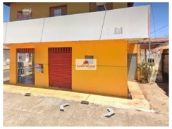 Casa no Parque Alvorada, na Avenida Presidente Médici