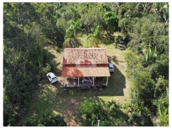 Sítio com terreno de 7000m2